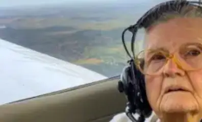 84-Year-Old Ex-Pilot Takes Another Flight